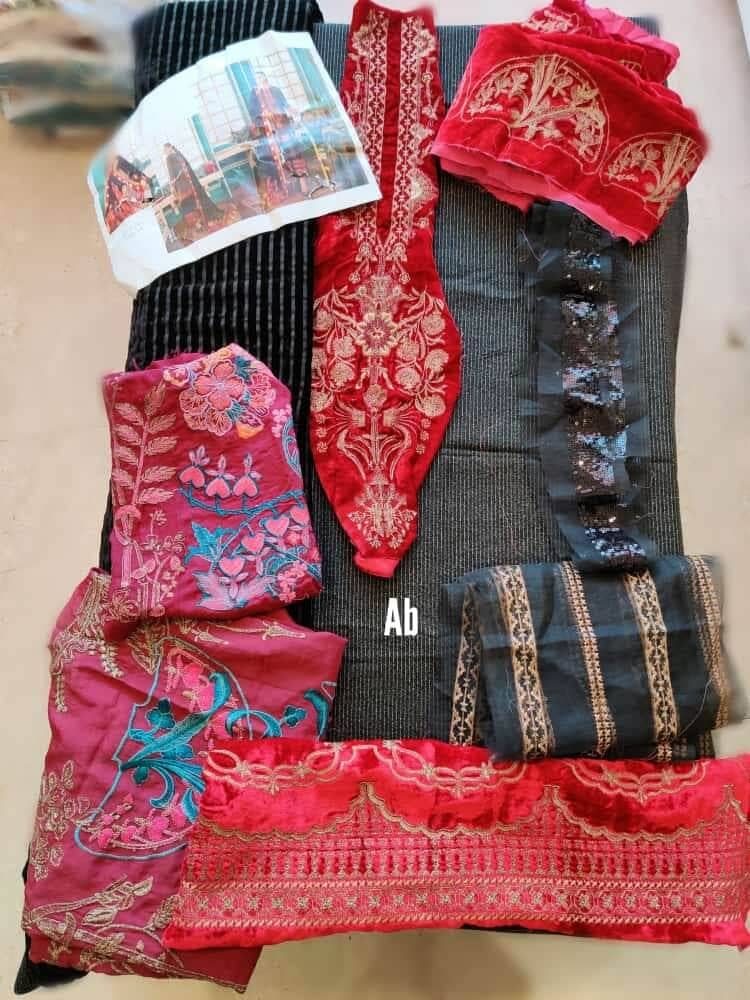 img_charizma_velvet_shawl_awwal_boutique