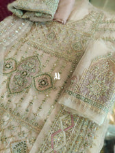 img_open_pic_qalamkar_festive_awwal_boutique
