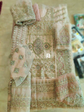 img_open_pic_qalamkar_festive_awwal_boutique