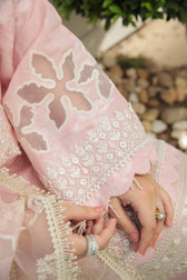 img_baroque_exclsuive_unstitched_lawn_23_awwal_boutique