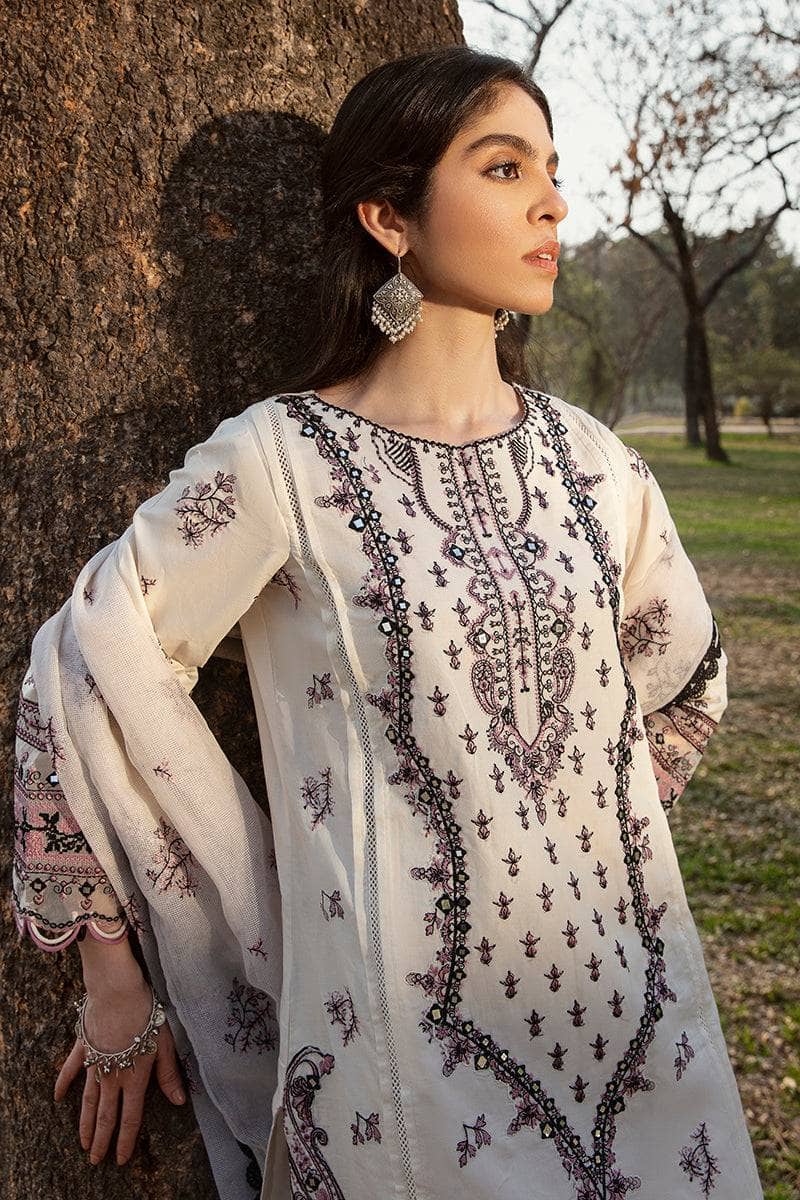 img_qalamkar_q_line_lawn_23_awwal_boutique