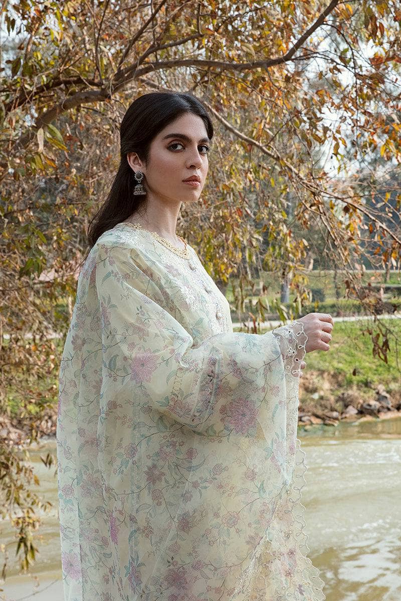 img_qalamkar_q_line_lawn_23_awwal_boutique
