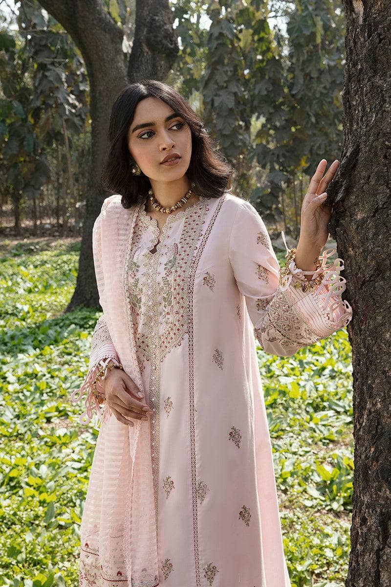 img_qalamkar_q_line_lawn_23_awwal_boutique