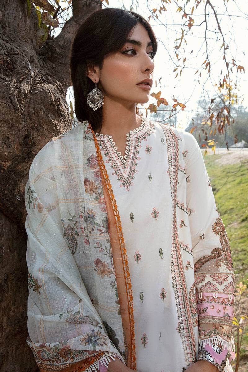 img_qalamkar_q_line_lawn_23_awwal_boutique
