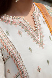 img_qalamkar_q_line_lawn_23_awwal_boutique
