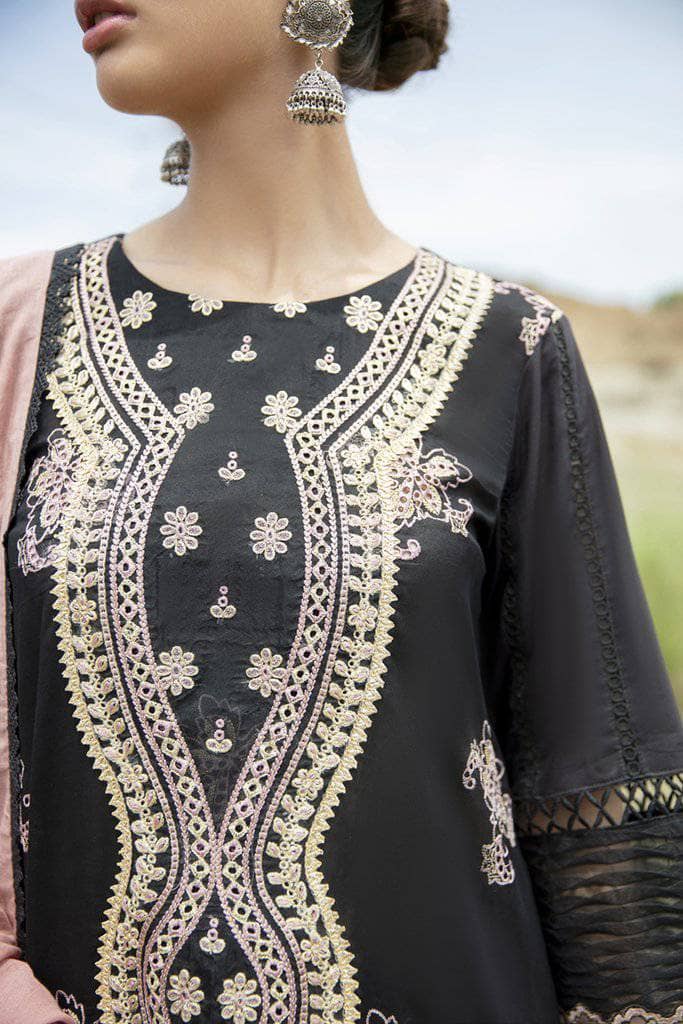 img_q_line_by_qalamkar_lawn_2021_awwal_boutique