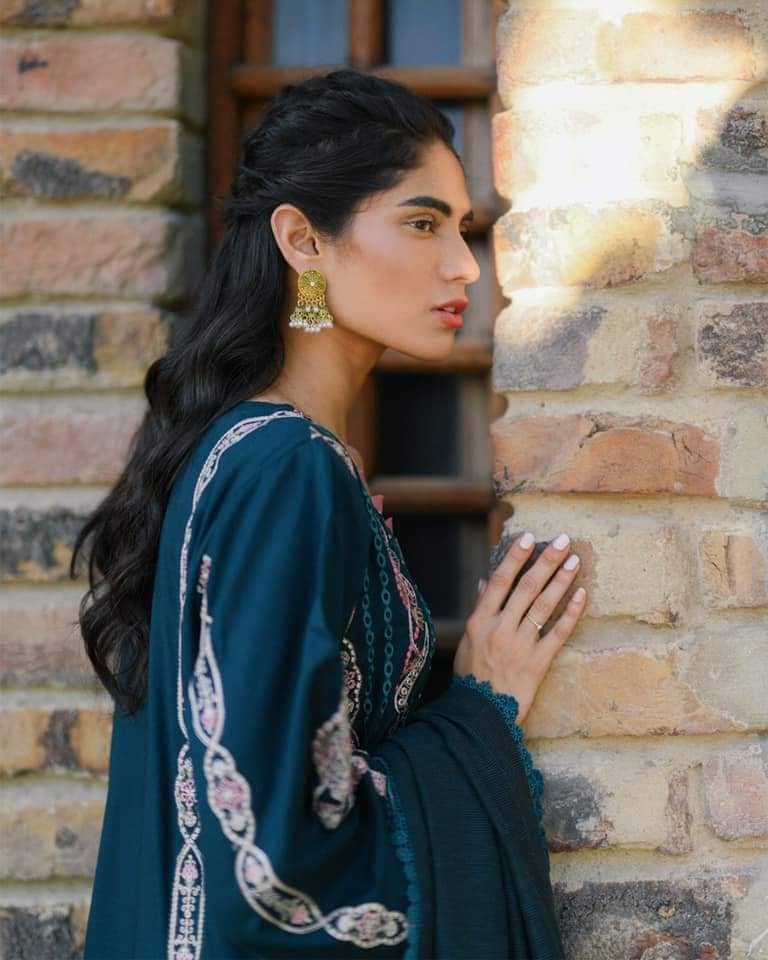 img_qalamkar_q_line_fall_winter_awwal_boutique