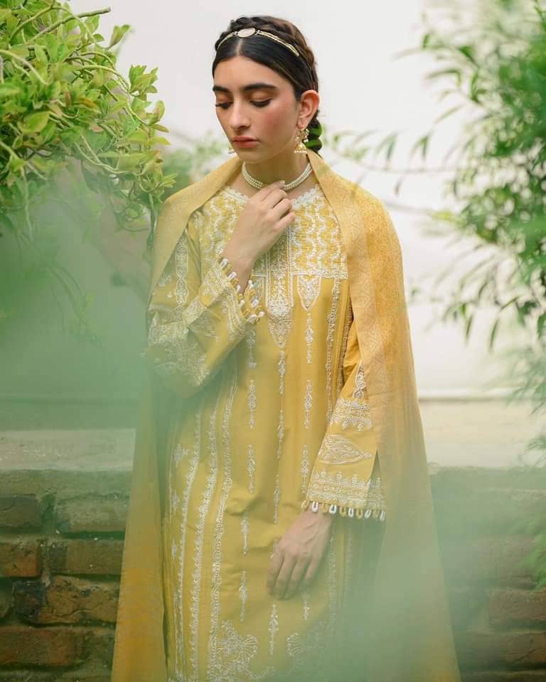img_qalamkar_q_line_fall_winter_awwal_boutique