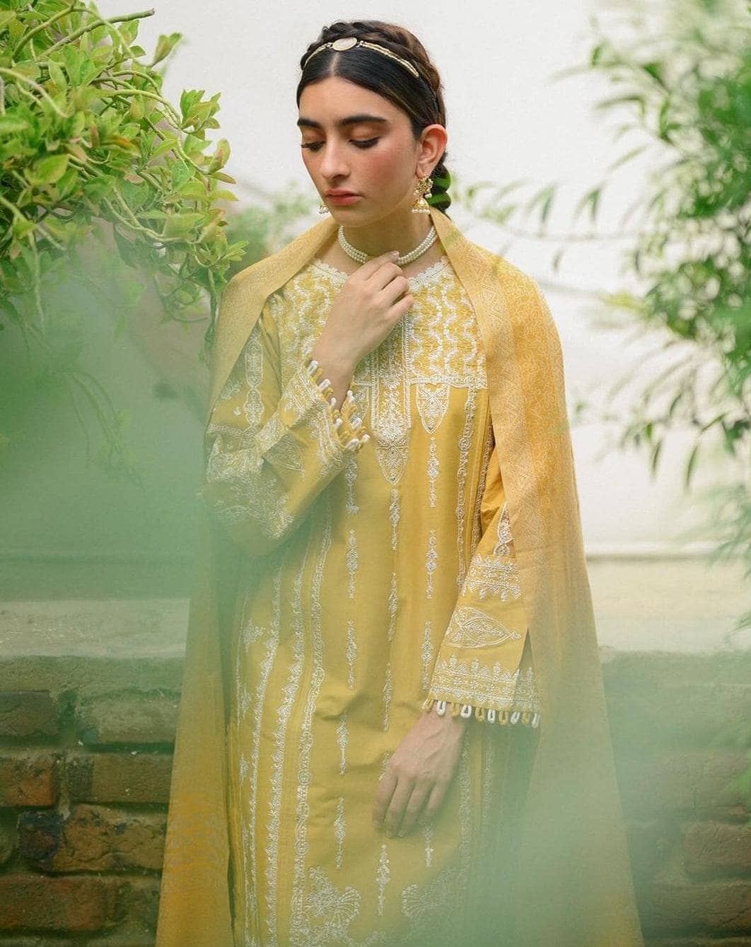 img_qalamkar_q_line_fall_winter_awwal_boutique