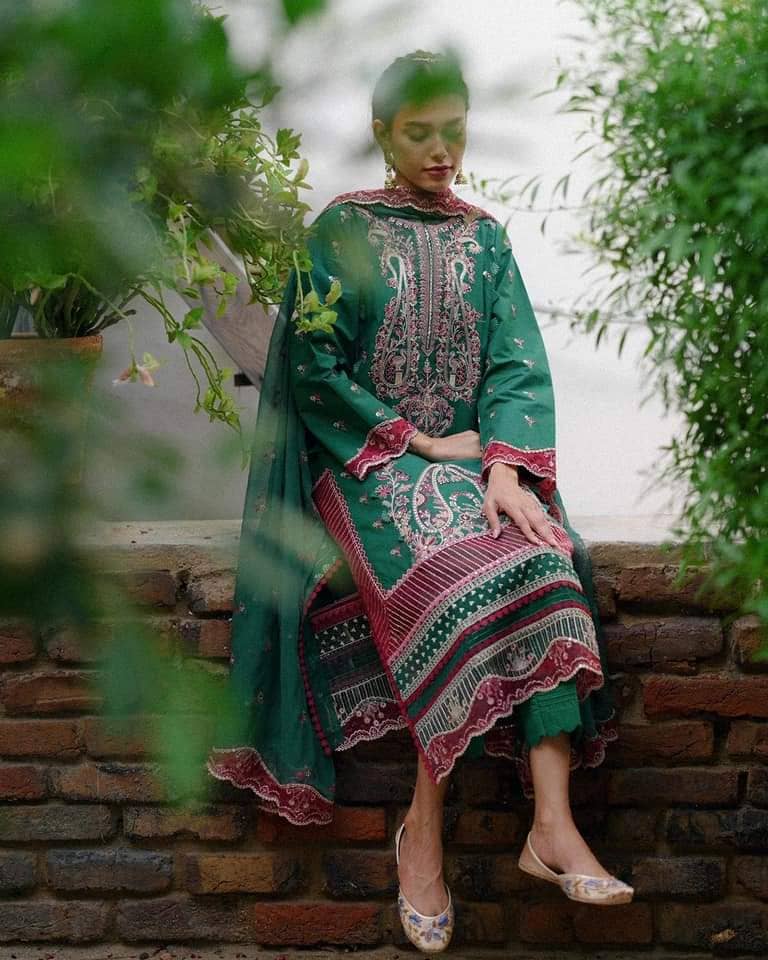 img_qalamkar_q_line_fall_winter_awwal_boutique