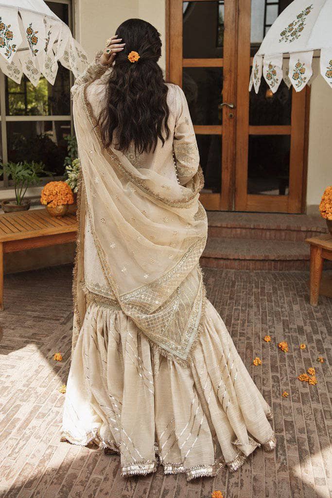 img_qalamkar_luxury_formals_shadmani_awwal_boutique