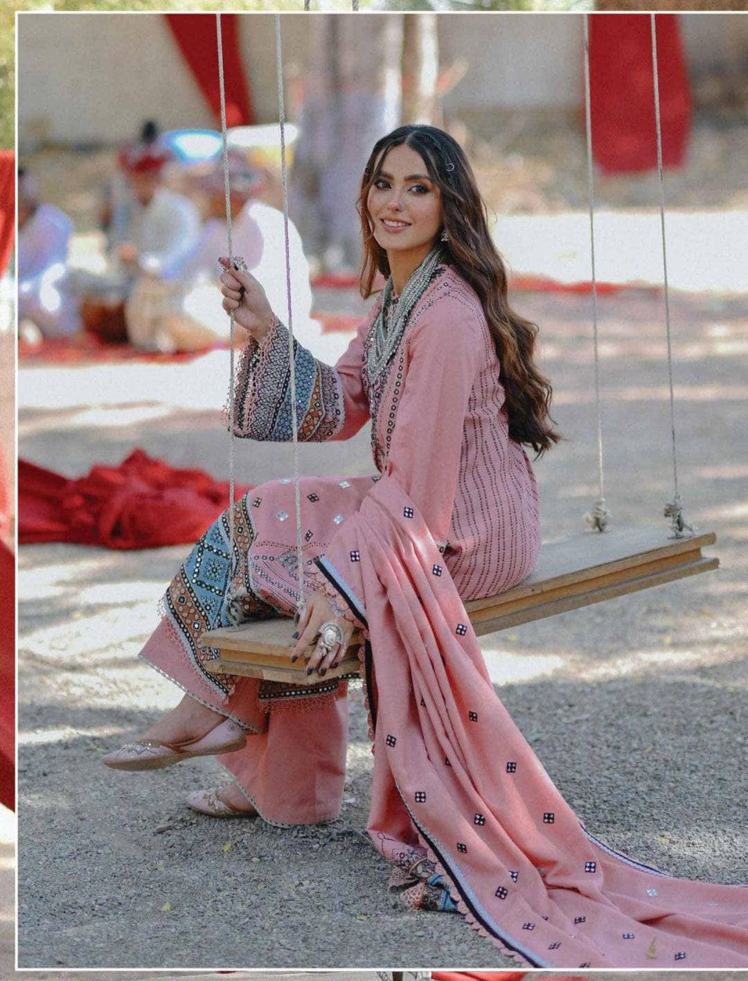img_qalamkar_luxury_shawl_collection_awwal_boutique