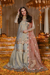 img_qalamkar_luxury_formals_awwal_boutique