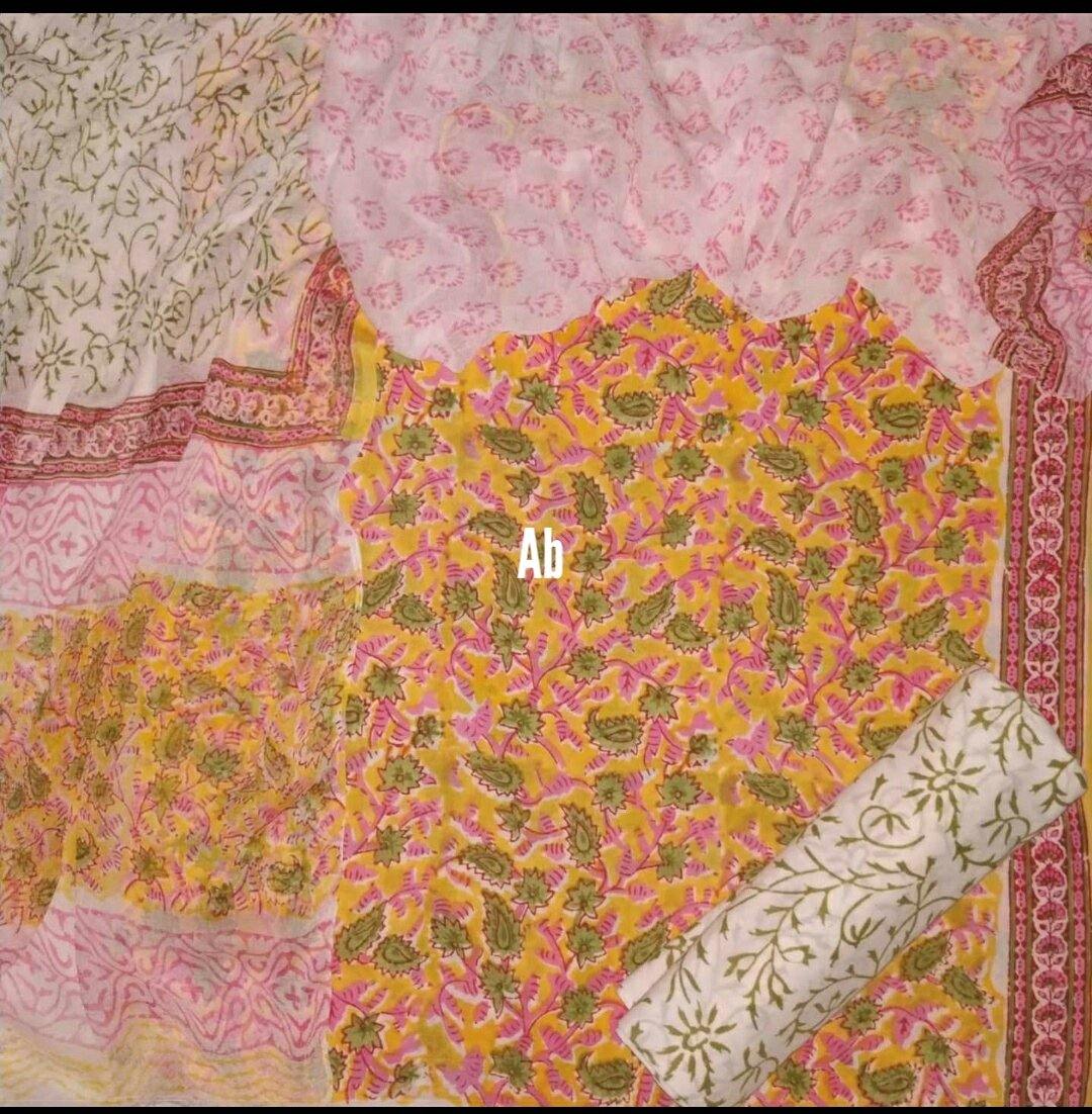img_cotton_rajasthani_block_printed_with_mulmul_dupatta_awwal_boutique