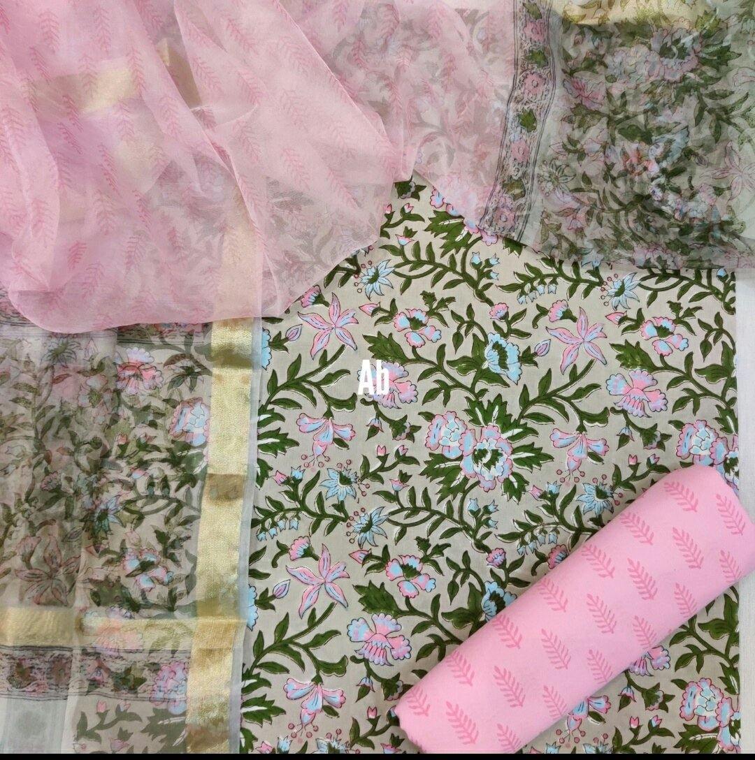 img_cotton_rajasthani_block_printed_with_organza_dupatta_awwal_boutique