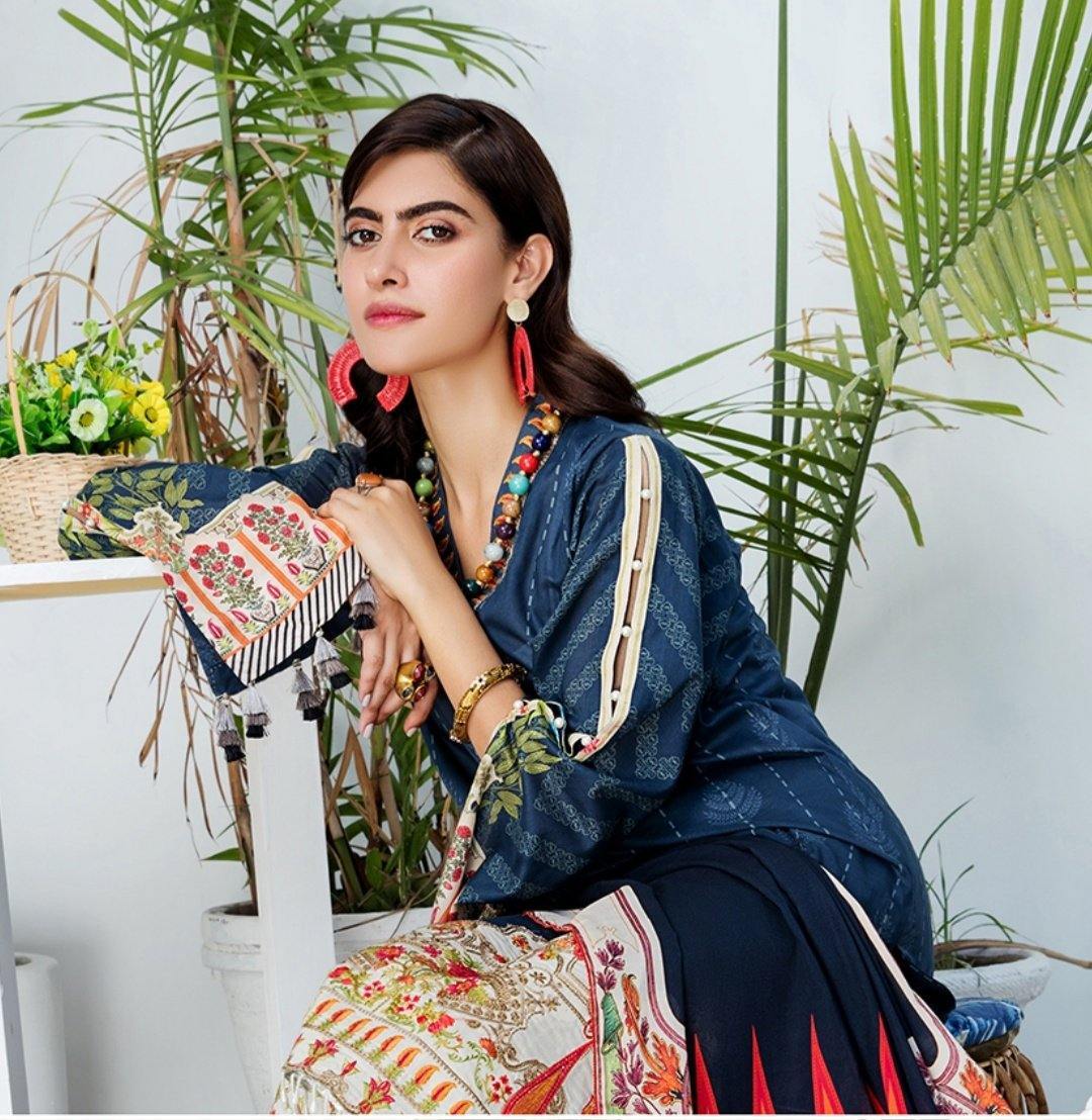 img_rajbari_lawn_essentials_awwal_boutique