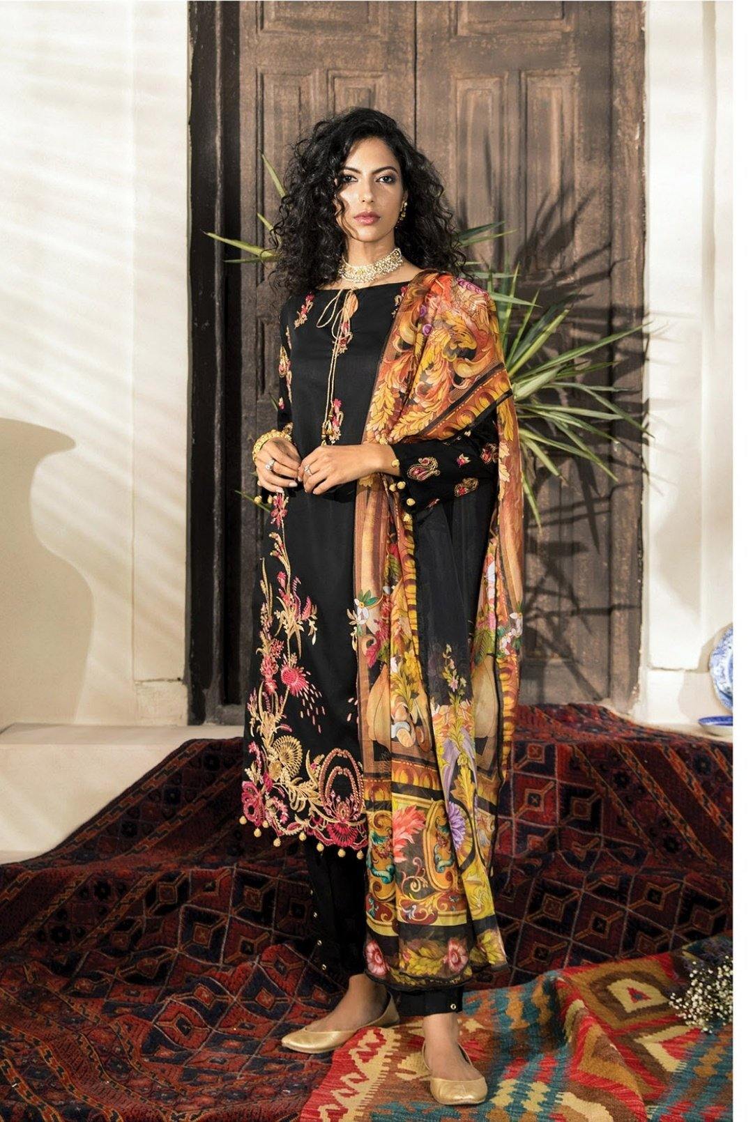 Rajbari Lawn Collection/2B/2 Pc - AWWALBOUTIQUE