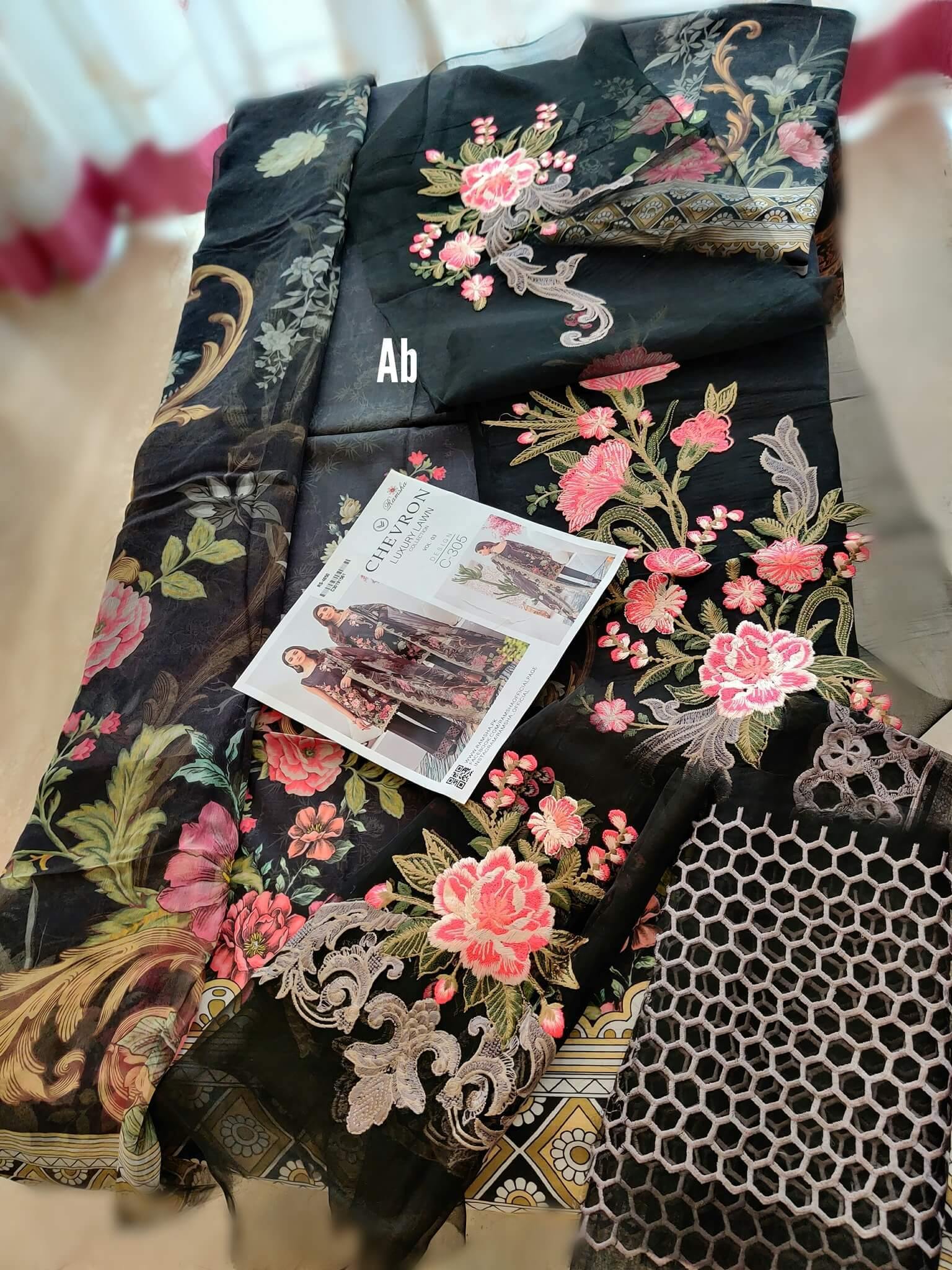 img_ramsha_chevron_lawn_open_pics_awwal_boutique