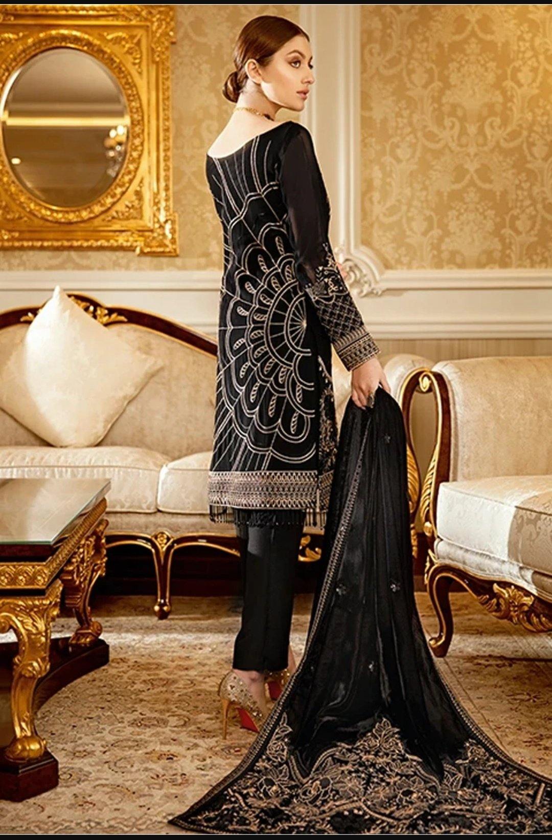 img_ramsha_velvet_awwal_boutique