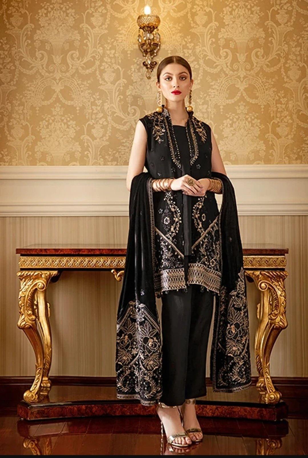 img_ramsha_velvet_awwal_boutique