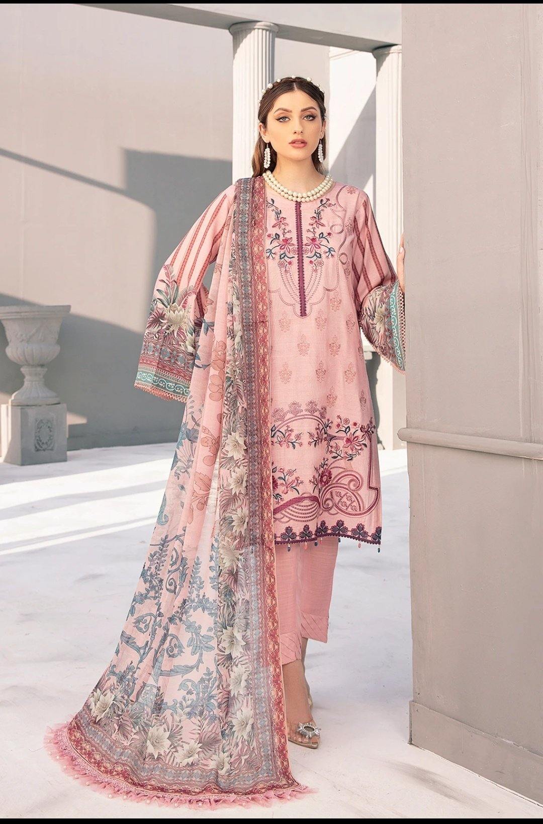 img_ramsha_reet_linen_awwal_boutique