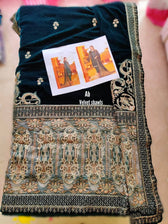 img_open_pics_ramsha_velvet_awwal_boutique