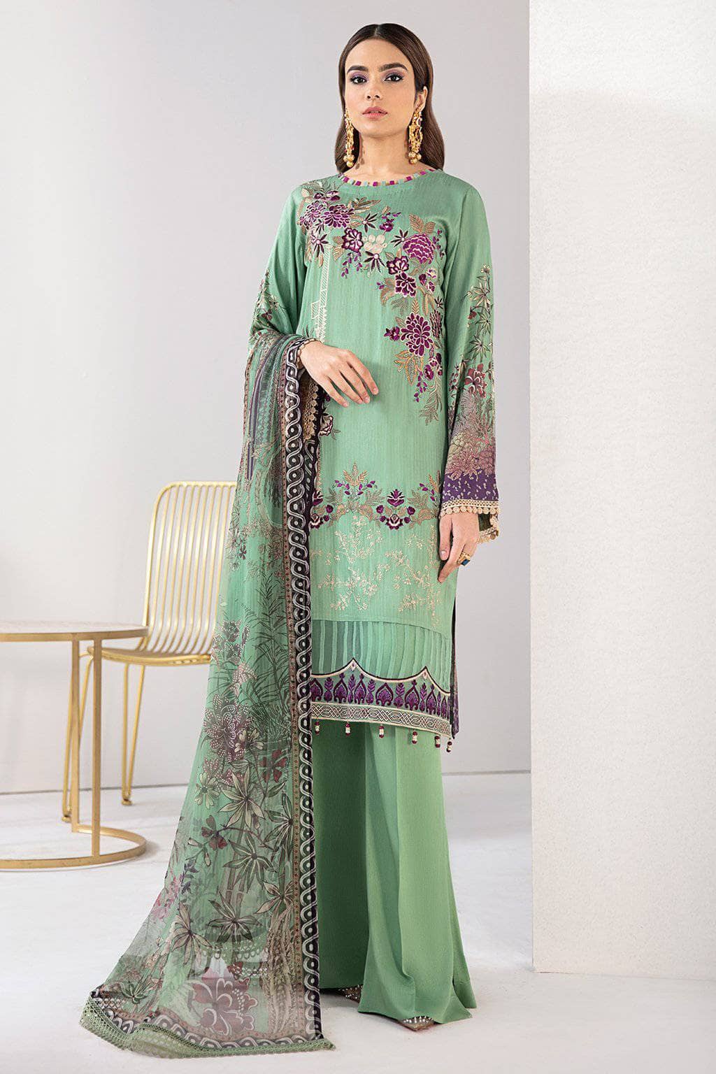 img_ramsha_reet_linen_awwal_boutique