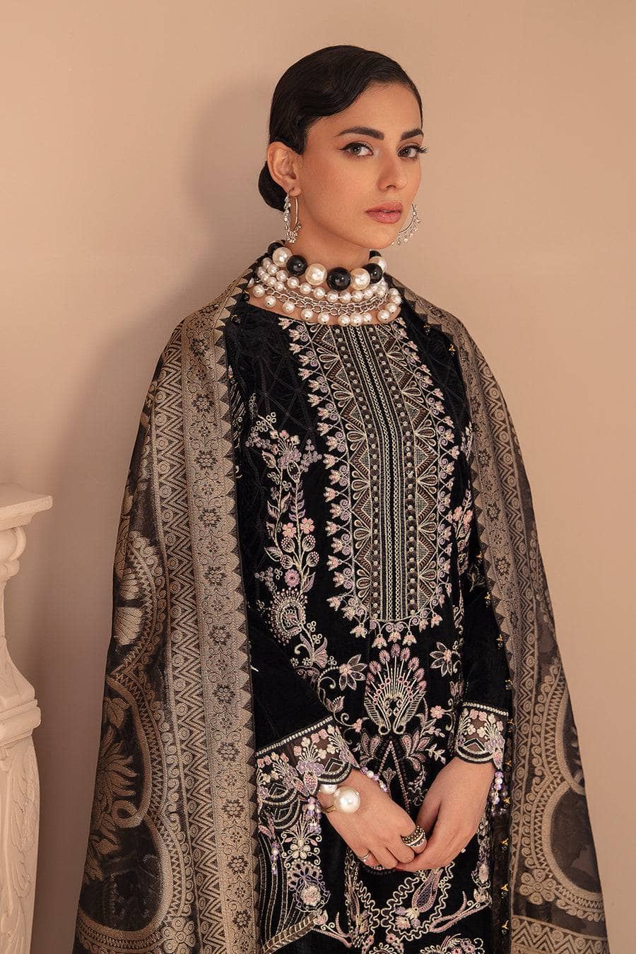 img_ramsha_velvet_awwal_boutique