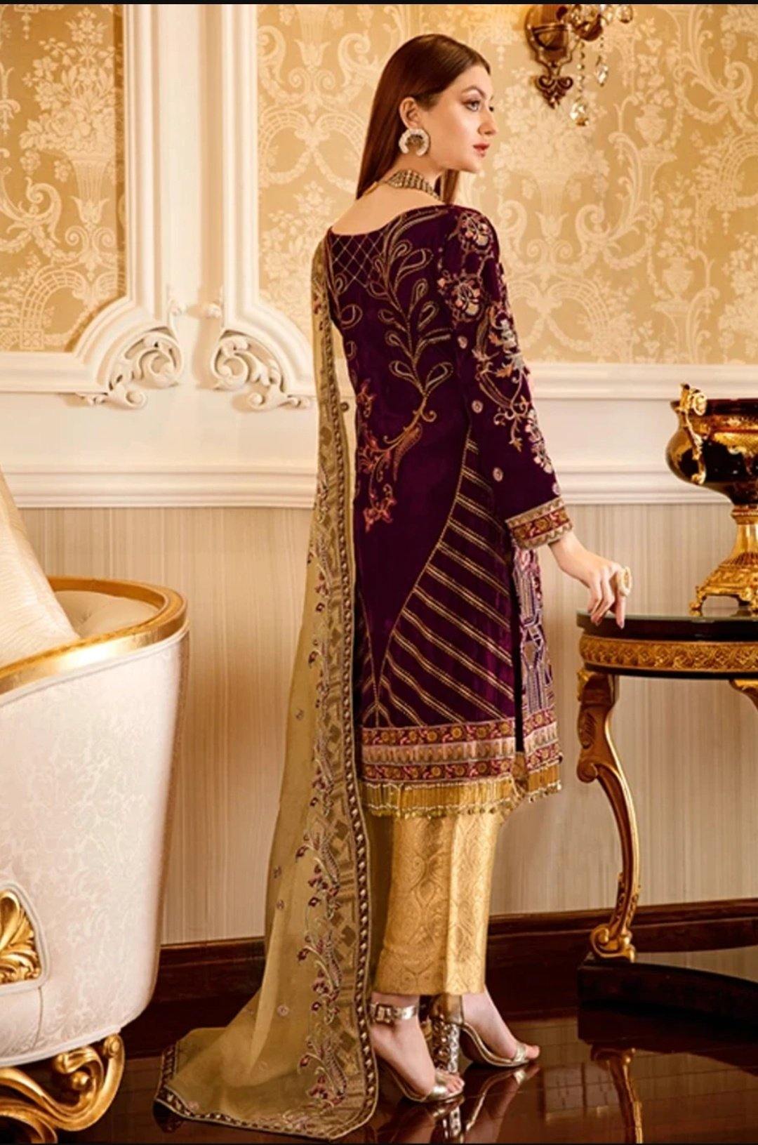 img_ramsha_velvet_awwal_boutique