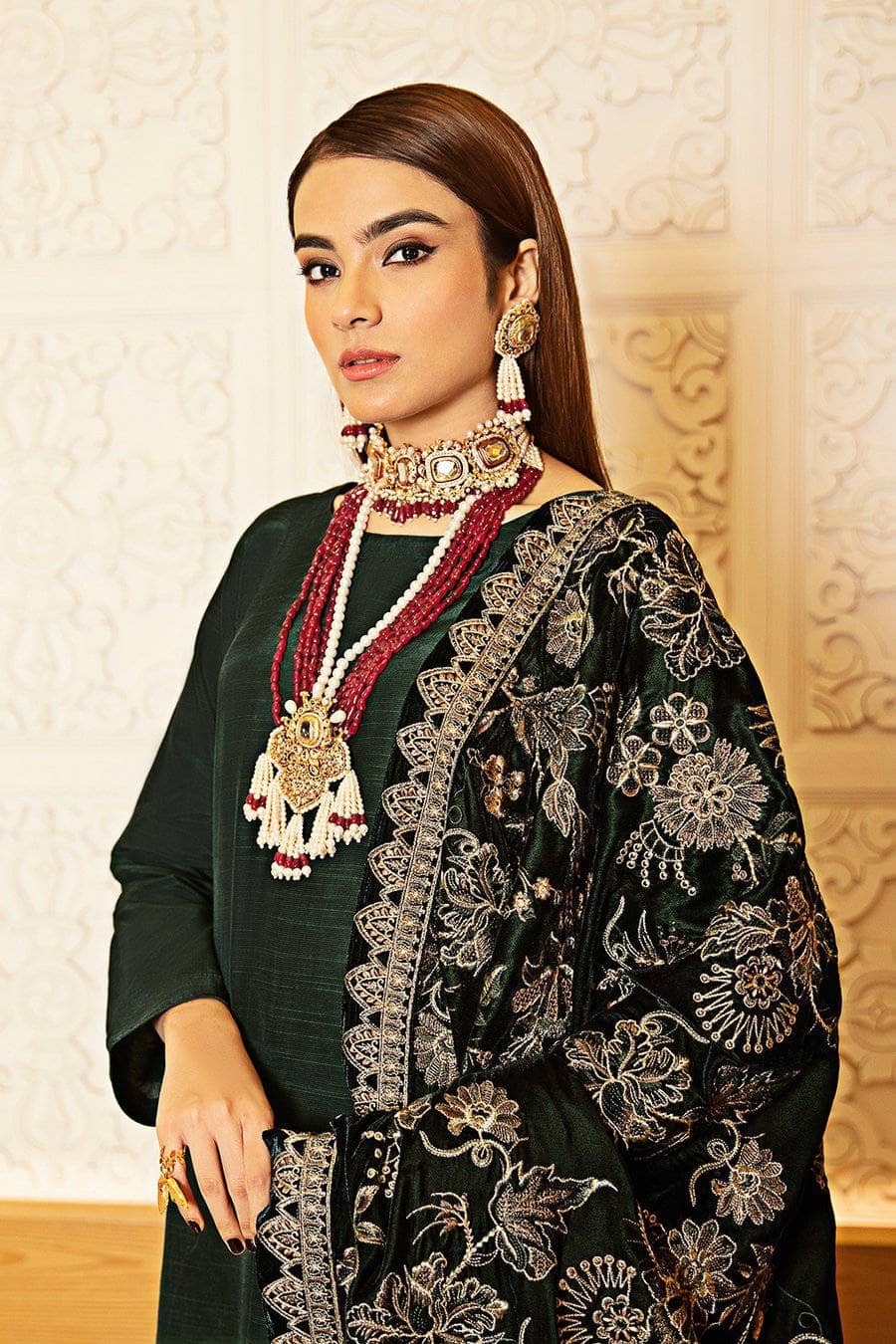 img_ramsha_velvet_shawl_collection_awwal_boutique