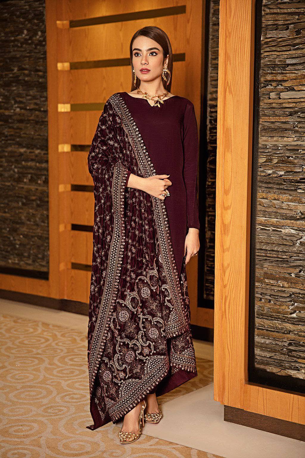 img_ramsha_velvet_shawl_collection_21_awwal_boutique