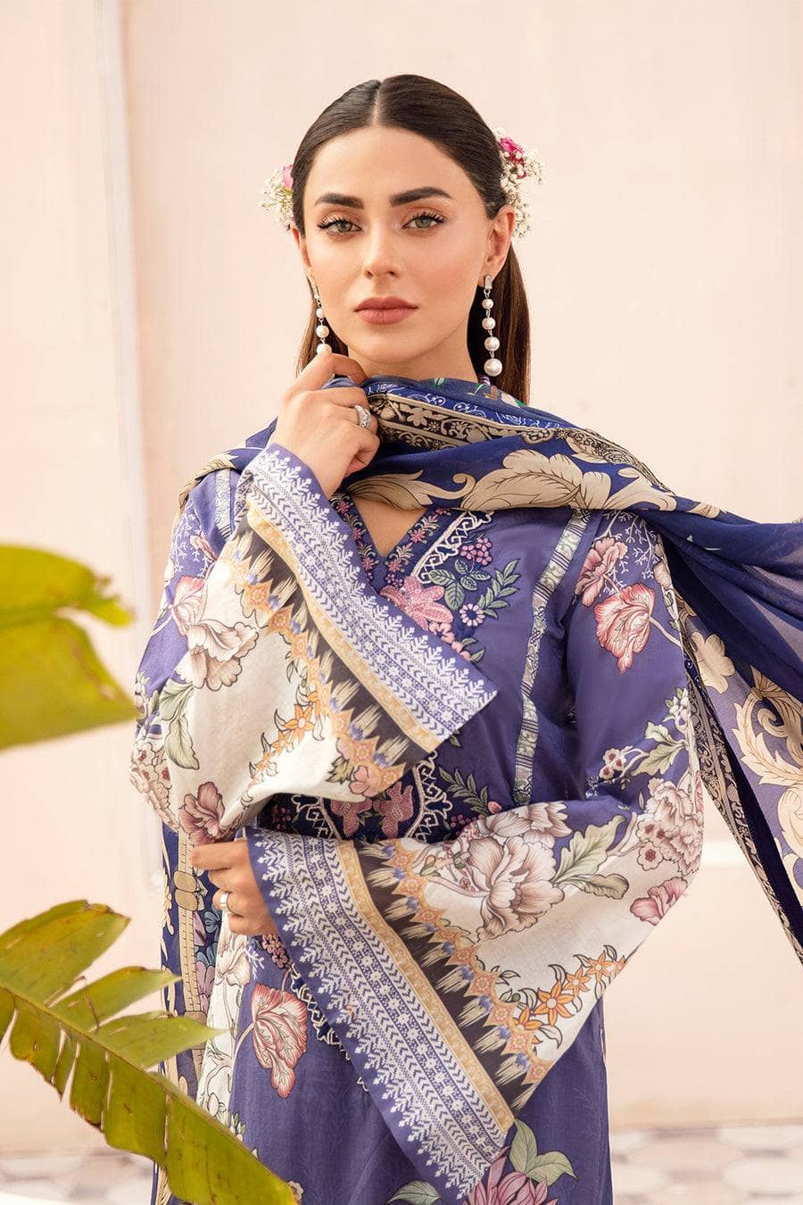 img_rangrez_by_ramsha_awwal_boutique
