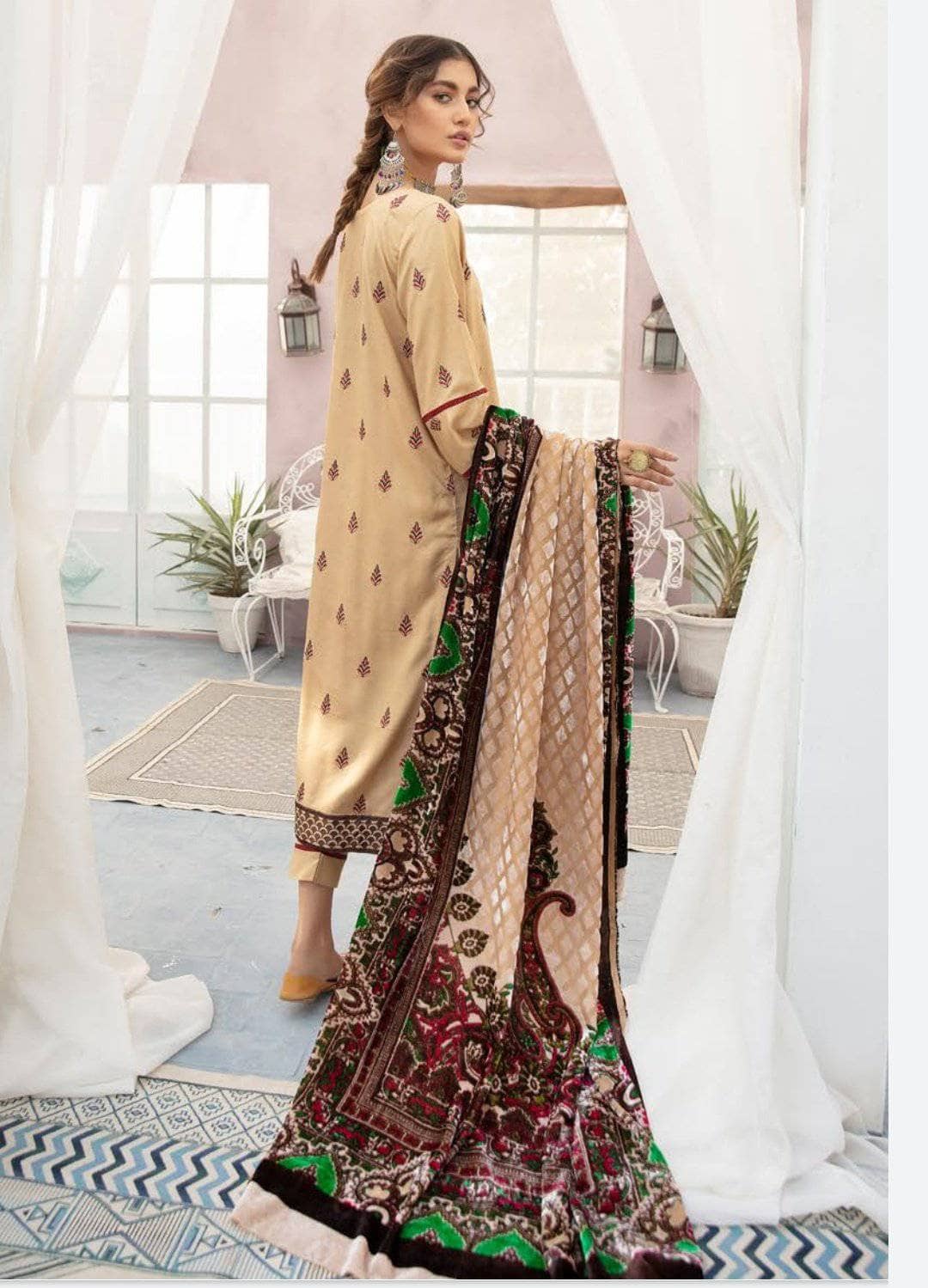 img_rang_raiz_palachi_shawl_collection_awwal_boutique