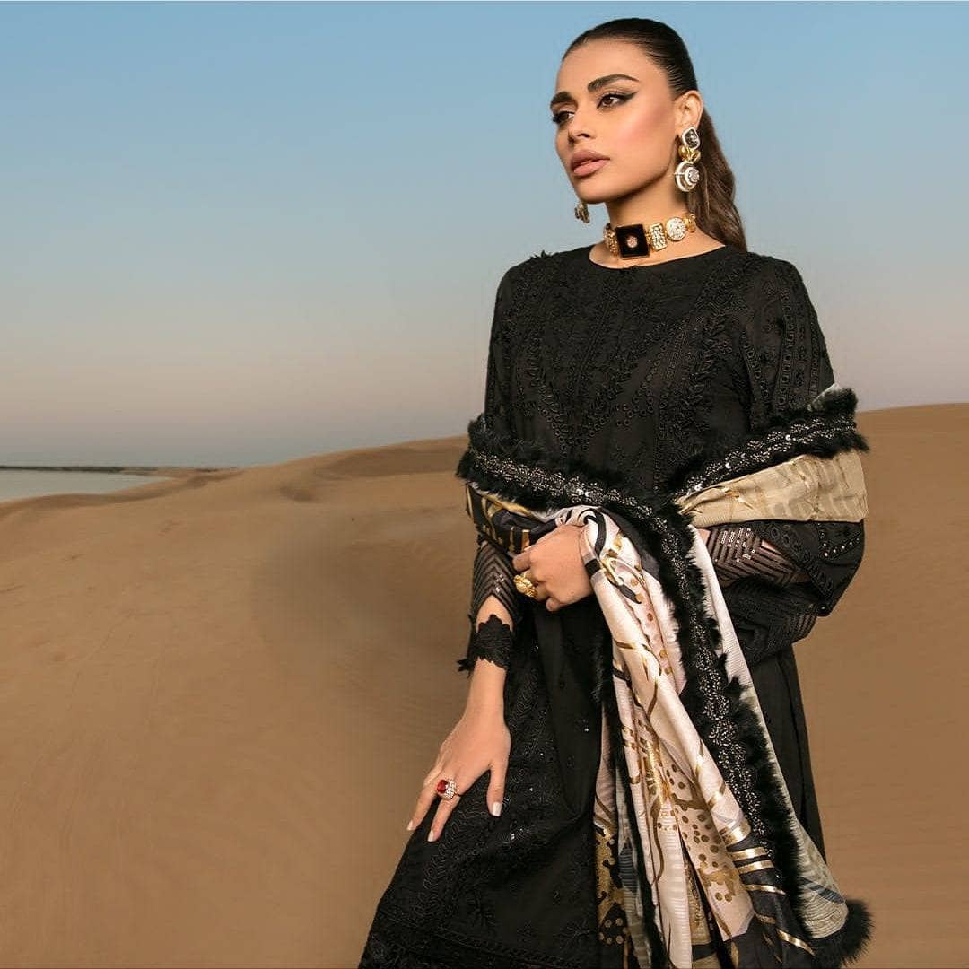 img_rang_rasiya_lawn_23_awwal_boutique