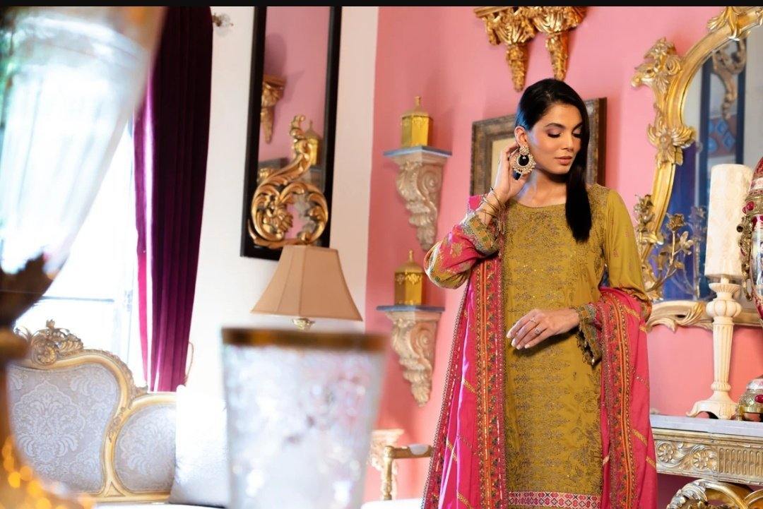 img_rang_rasiya_zinnia_fall_winter_formal_wear_awwal_boutique
