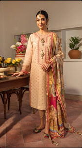 img_rang_rasiya_lawn_23_awwal_boutique