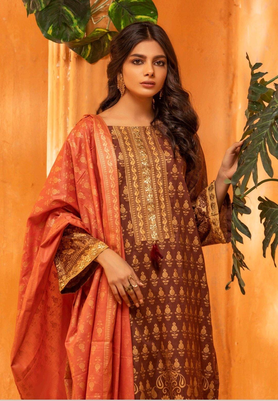 img_rangreza_banarsi_prints_on_lawn_awwal_boutique