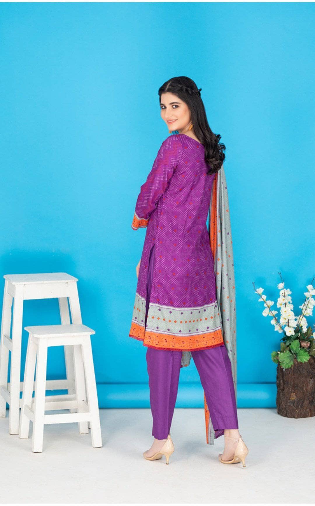 img_rangreza_lawn_by_z_s_textiles_awwal_boutique