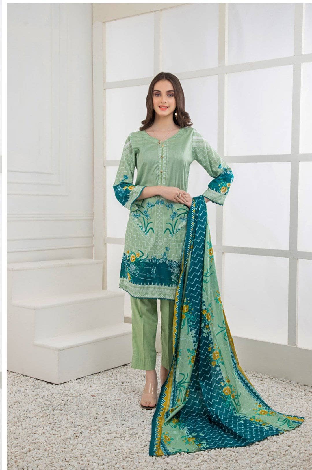 img_rangreza_lawn_by_z_s_textiles_awwal_boutique