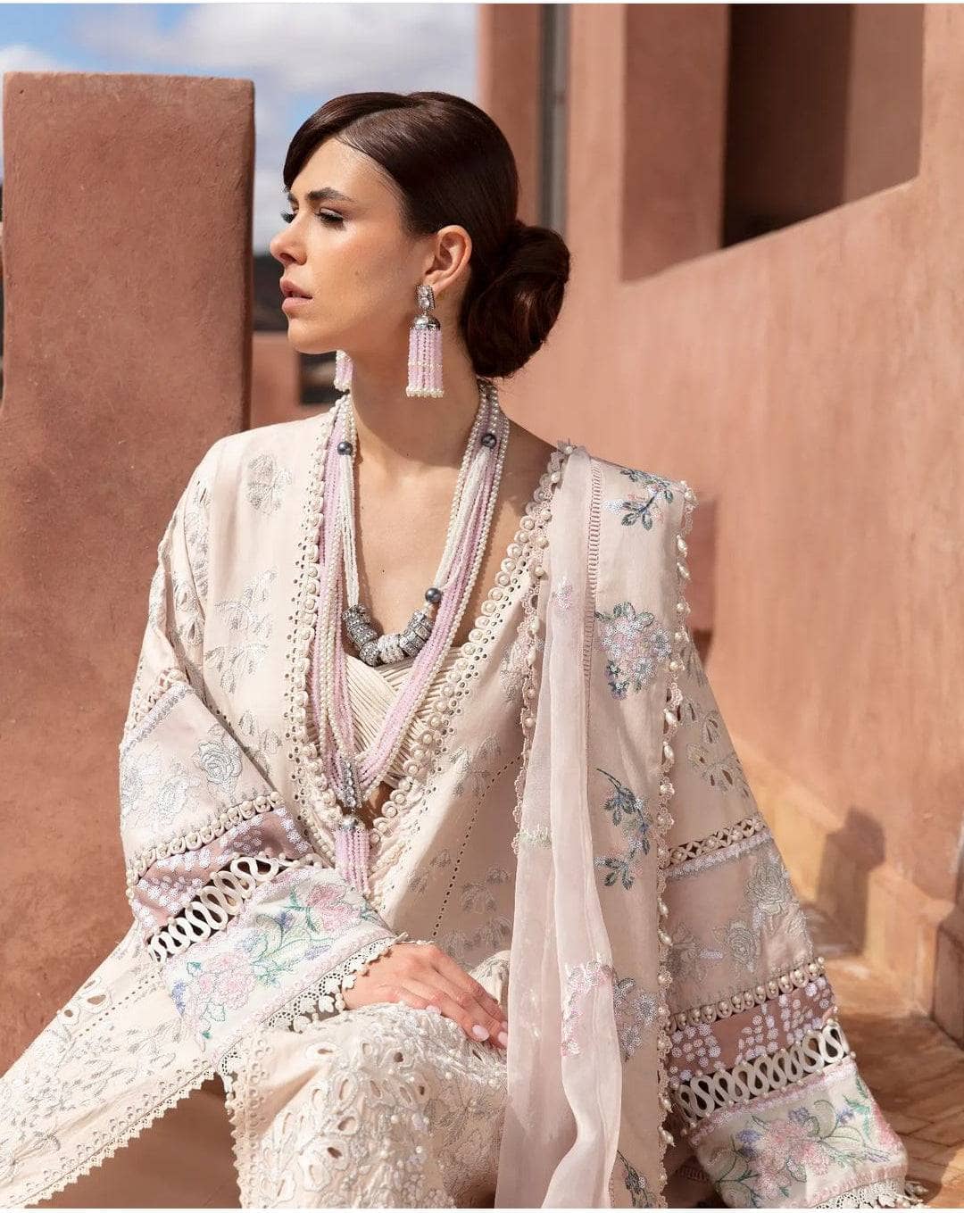 img_amaani_by_republic_womens_wear_awwal_boutique