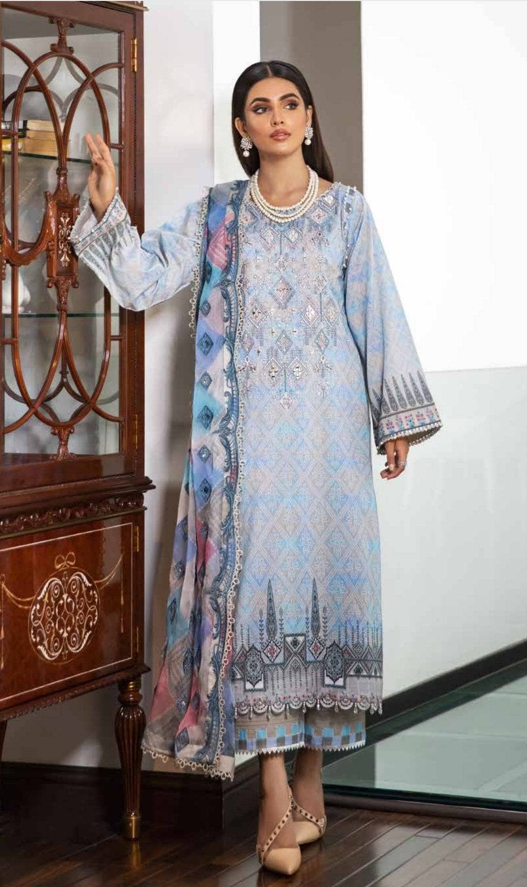 Img_afreen_by_riaz_arts_lawn_22_awwal_boutique