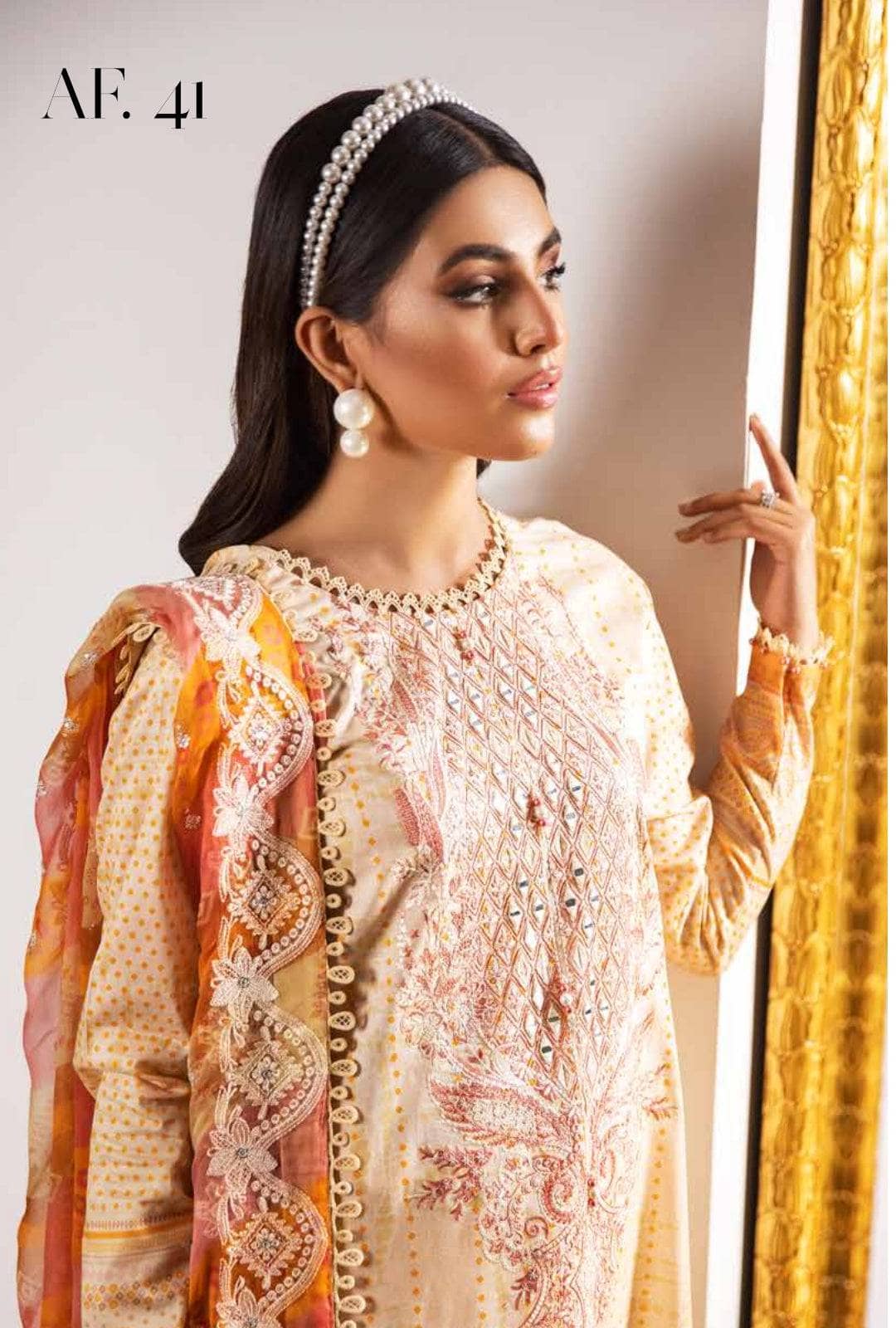 Img_afreen_by_riaz_arts_lawn_22_awwal_boutique