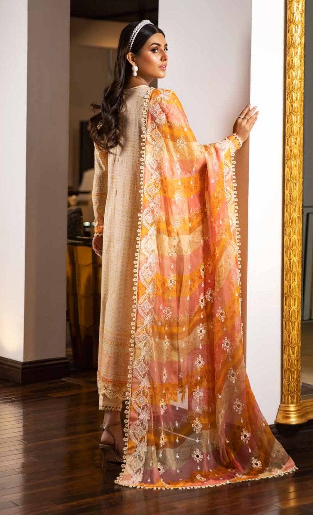 Img_afreen_by_riaz_arts_lawn_22_awwal_boutique