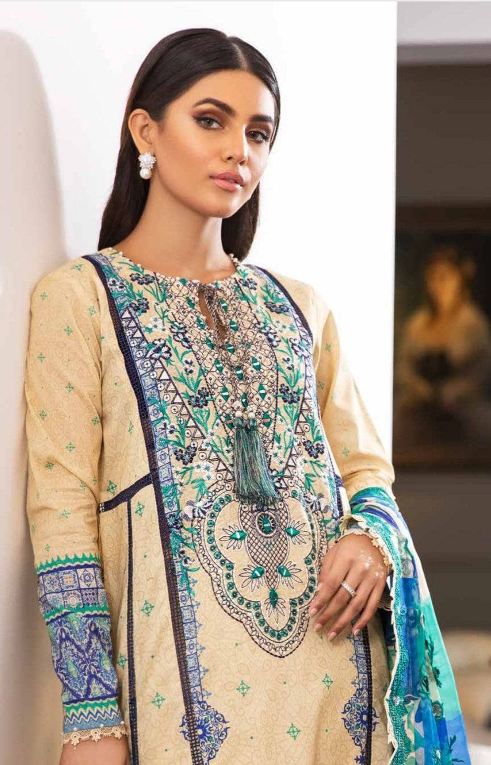 Img_afreen_by_riaz_arts_lawn_22_awwal_boutique