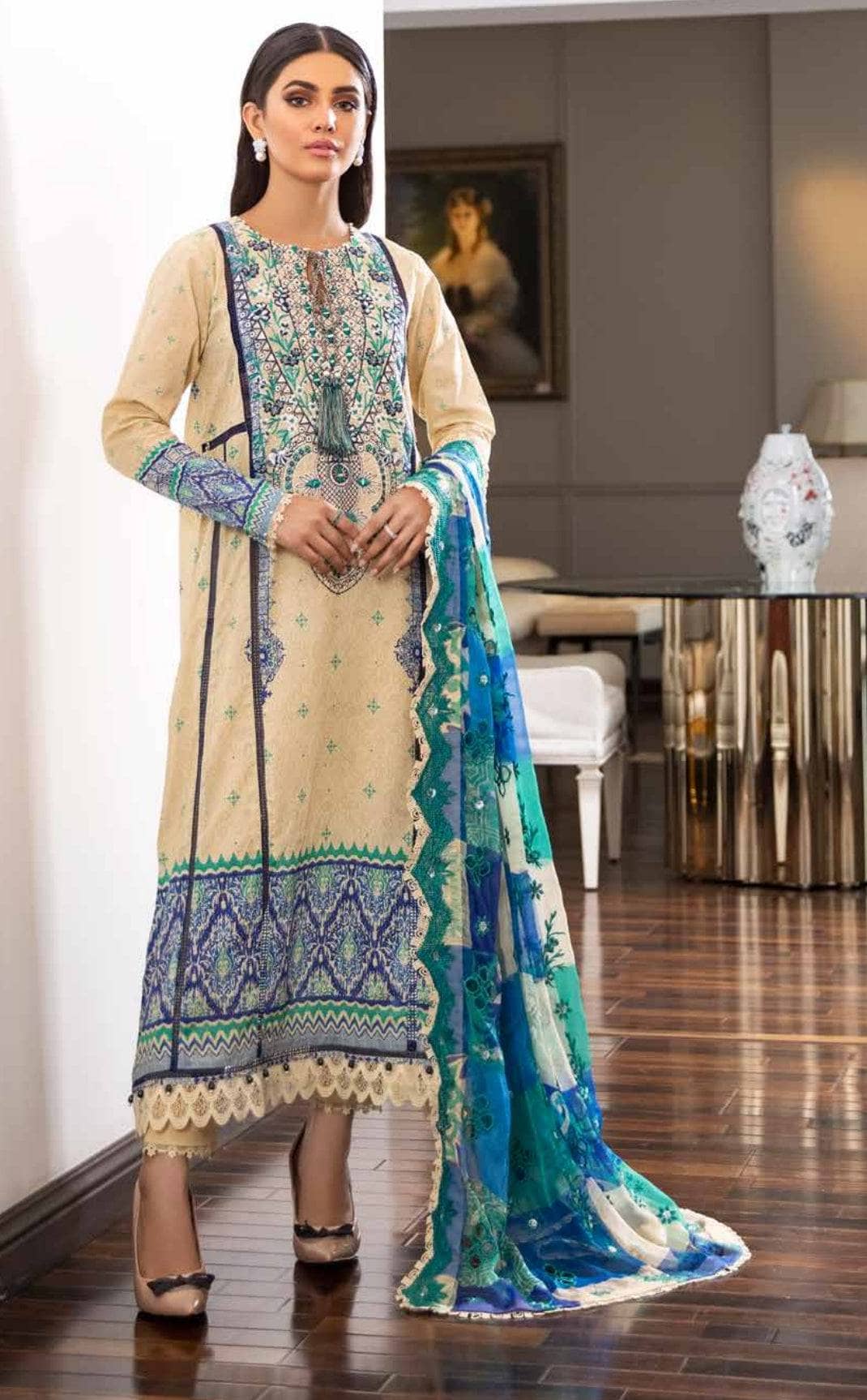 Img_afreen_by_riaz_arts_lawn_22_awwal_boutique