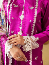 img_roheenaz_lawn_23_awwal_boutique