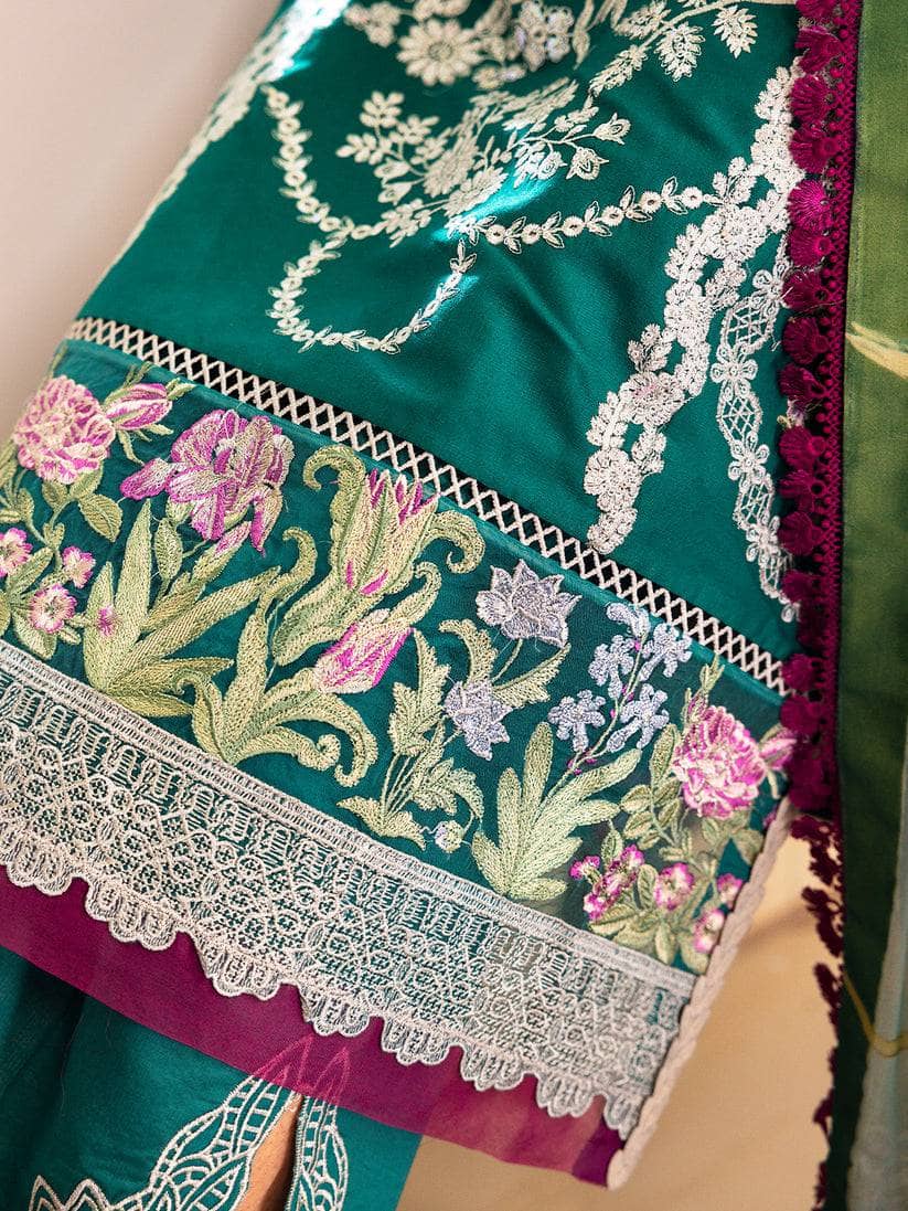 img_roheenaz_lawn_23_awwal_boutique