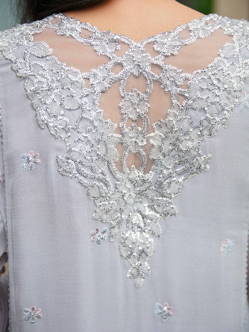 img_roheenaz_luxury_formals_22_awwal_boutique