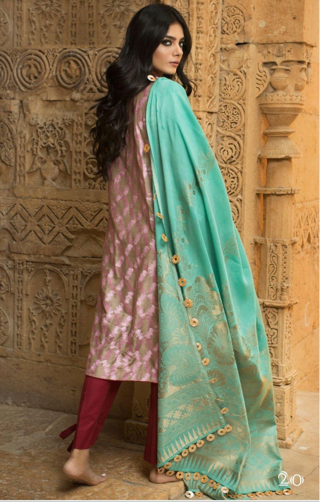 img_rub_nawaz_lawn_collection_awwal_boutique