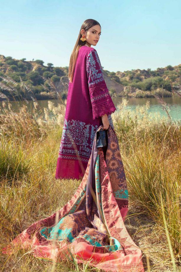 img_sana_safinaz_winter_shawl_2020_awwal_boutique